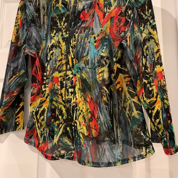 Top by Canadian Designer Angela Mark - Picture 2 of 2